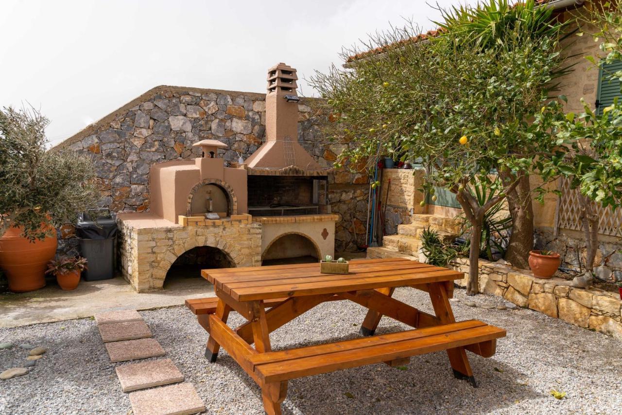 Maistros Villa Rodhákinon Luaran gambar