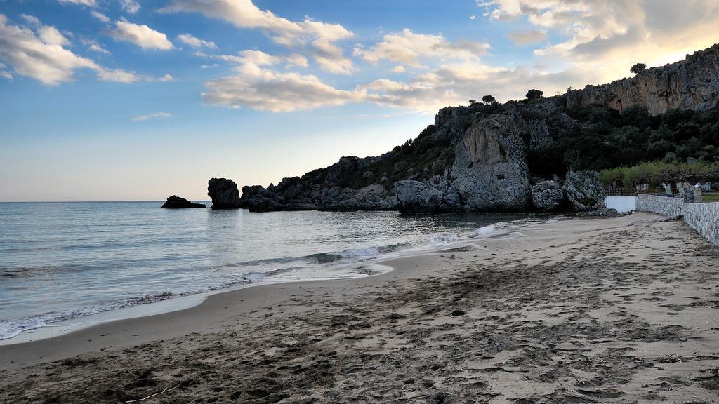 Maistros Villa Rodhákinon Luaran gambar